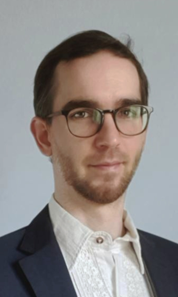 Dr. Márton Árva