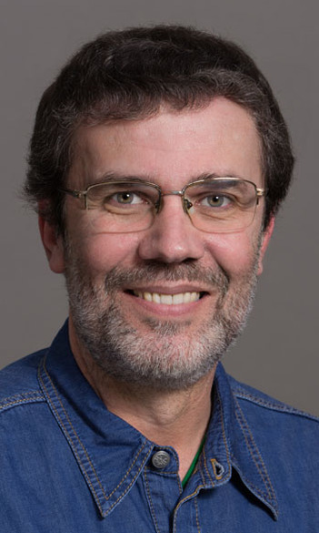 Dr. Jesús Reyes Núñez