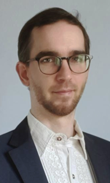 Dr. Márton Árva