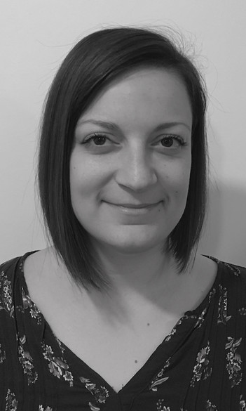 Dra. Petra Báder